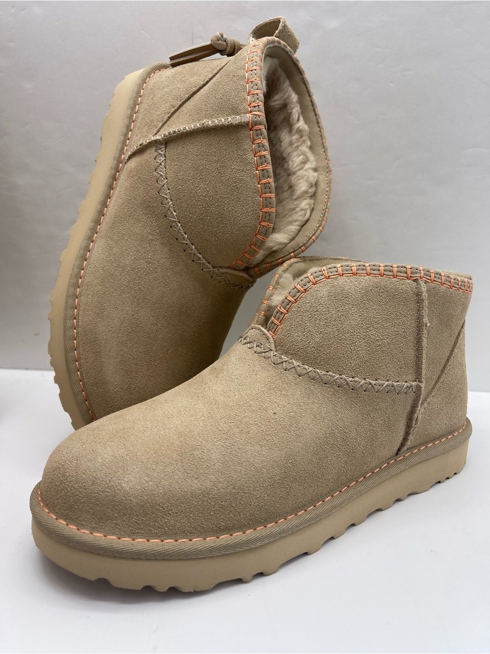 UGG
W / 1178830
W CLASSIC ULTRA MINI ELARIA
MDSD - Mustard Seed - Picture 4 of 16